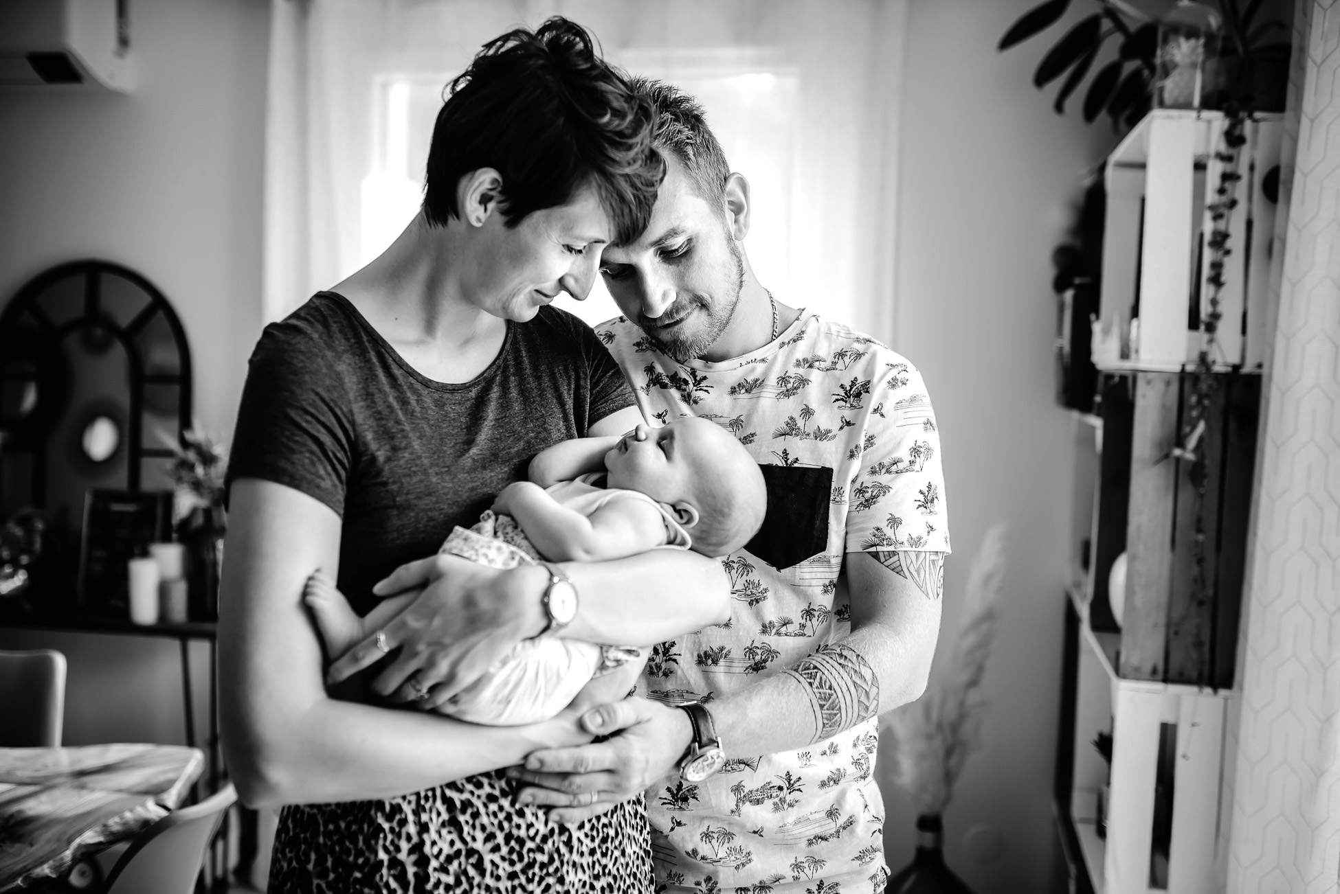 photos de bébé à la maison - photographe naissance bourgoin jallieu - floriane veyrenc